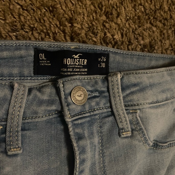 Hollister Jeans - Picture 3 of 3